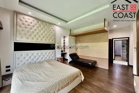 Casa de 2 dormitorios en Pattaya, Tailandia № 213381 - foto 12