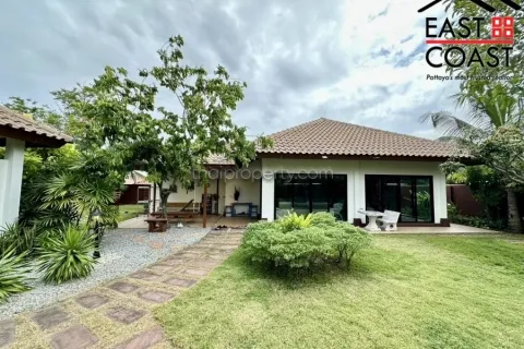 Casa de 2 dormitorios en Pattaya, Tailandia № 213381