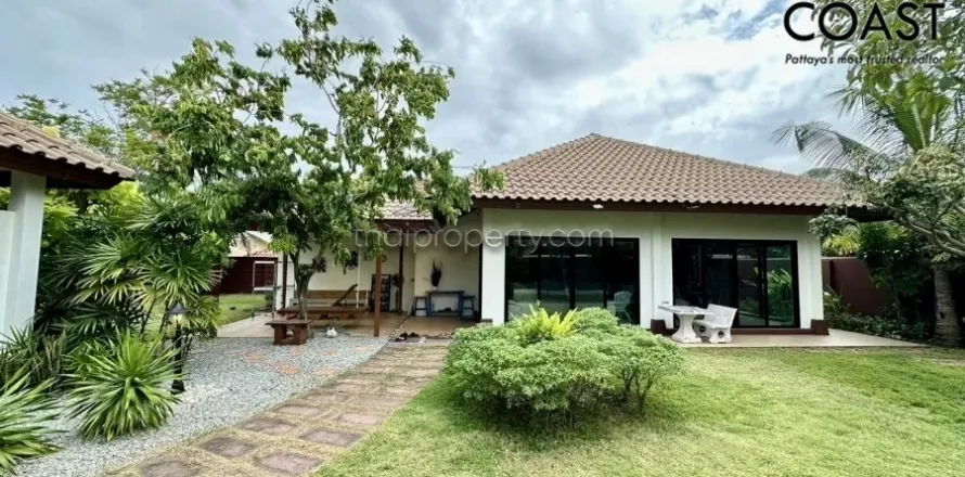 Casa de 2 dormitorios en Pattaya, Tailandia № 213381