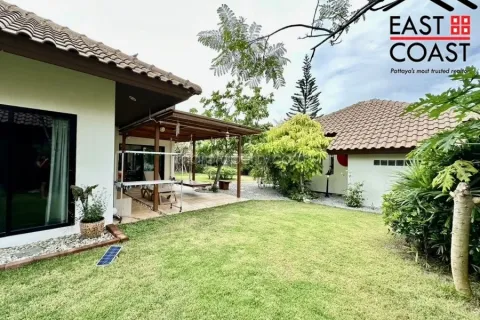 Casa de 2 dormitorios en Pattaya, Tailandia № 213381 - foto 17