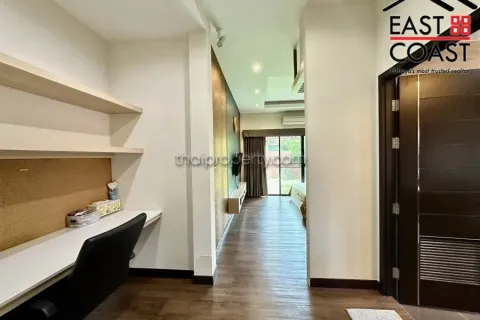 Casa de 2 dormitorios en Pattaya, Tailandia № 213381 - foto 14