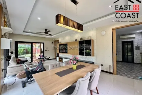 Casa de 2 dormitorios en Pattaya, Tailandia № 213381 - foto 5