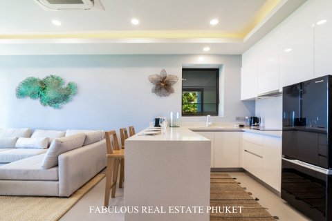 Condo on Surin Beach, Thailand, 1 bedroom № 179851 - photo 10