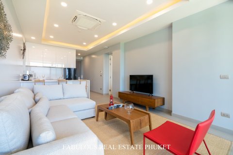 Condo on Surin Beach, Thailand, 1 bedroom № 179851 - photo 8