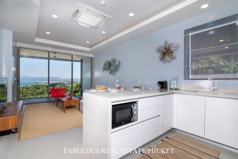 Condo on Surin Beach, Thailand, 1 bedroom № 179851 - photo 2
