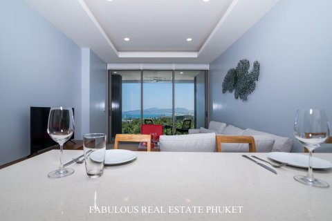 Condo on Surin Beach, Thailand, 1 bedroom № 179851 - photo 4