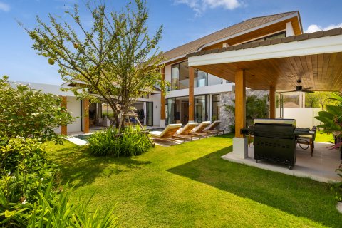Villa in Phuket, Thailand 3 bedrooms № 110869 - photo 11