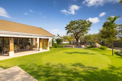 Villa in Phuket, Thailand 3 bedrooms № 110869 - photo 10