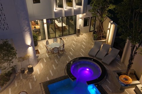 Villa à San Sai, Thaïlande 8 chambres № 158462 - photo 2