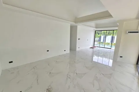 Villa in Phuket, Thailand 3 bedrooms № 158458 - photo 9