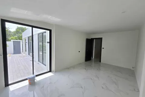 Villa in Phuket, Thailand 3 bedrooms № 158458 - photo 13