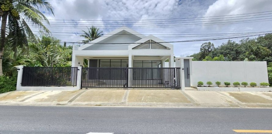Villa in Phuket, Thailand 3 bedrooms № 158458