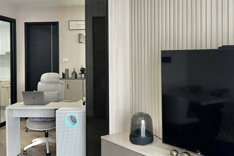 Condo à Huai Khwang, Bangkok, Thaïlande, 2 chambres № 137761 - photo 5