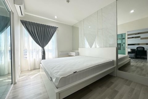 Studio dans le Condo à Bang Kho Laem, Bangkok, Thaïlande  № 152993 - photo 13