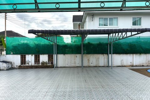 House in San Sai, Thailand 5 bedrooms № 147847 - photo 11