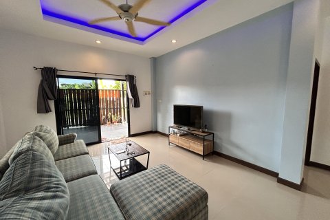 House in Phuket, Thailand 3 bedrooms № 147850 - photo 1