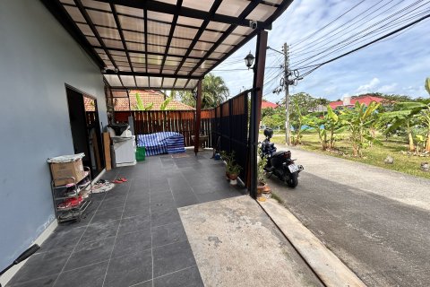 House in Phuket, Thailand 3 bedrooms № 147850 - photo 19