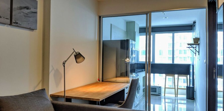 Студия в кондо в Сатхоне, Бангкок, Таиланд № 153270