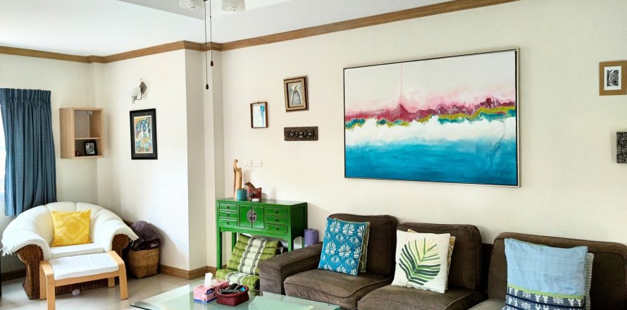 Дом в Кханнаяу, Бангкок, Таиланд с 4 спальнями  № 153271