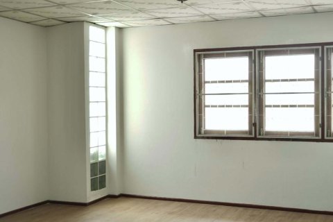 House in Lak Si, Bangkok, Thailand 6 bedrooms № 160235 - photo 22