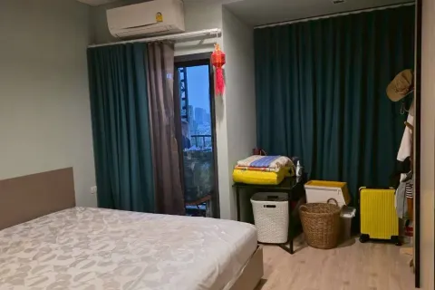 Studio dans le Condo à Khlong San, Bangkok, Thaïlande  № 160238 - photo 2