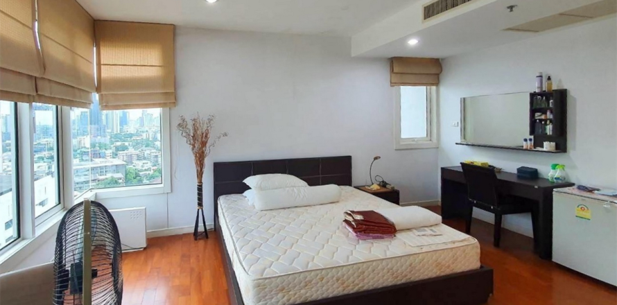 Condo à Bangkok, Thaïlande, 2 chambres  № 185592