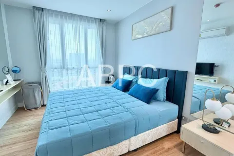 Condominio de 2 dormitorios en Jomtien Beach, Pattaya, Tailandia № 211649 - foto 7