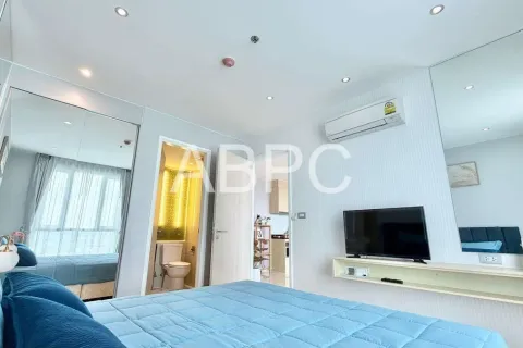 Condominio de 2 dormitorios en Jomtien Beach, Pattaya, Tailandia № 211649 - foto 3