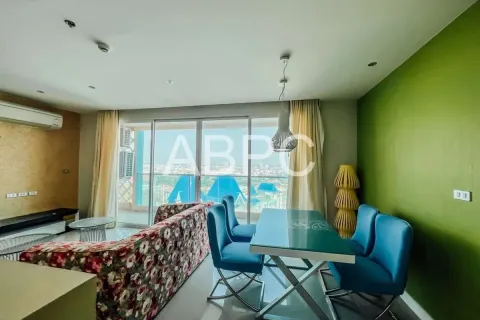 Condominio de 2 dormitorios en Jomtien Beach, Pattaya, Tailandia № 211651 - foto 11