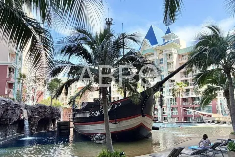 Condominio de 2 dormitorios en Jomtien Beach, Pattaya, Tailandia № 211651 - foto 15