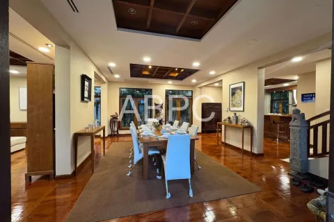 Casa de 3 dormitorios en Pattaya, Tailandia № 211645 - foto 9