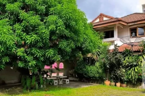 Haus in Dusit, Bangkok, Thailand 12 Schlafzimmer № 218865 - Foto 2
