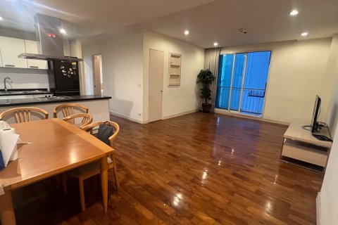 Condo à Watthana, Bangkok, Thaïlande, 2 chambres № 201029 - photo 2