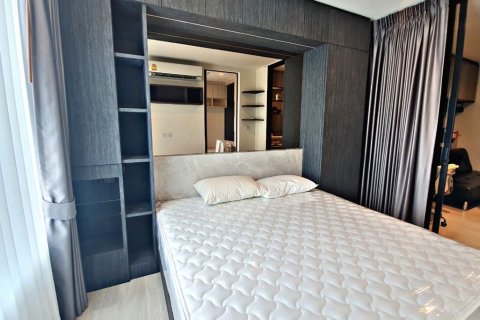 Condo à Watthana, Bangkok, Thaïlande, 1 chambre № 201024 - photo 9