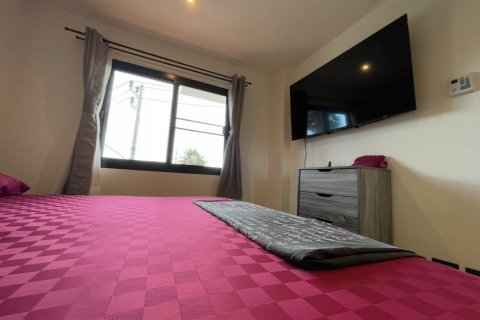 Studio dans le Condo à Phuket, Thaïlande  № 135828 - photo 4