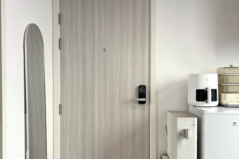 Студия в кондо в Банг Кхене, Бангкок, Таиланд № 135832 - фото 1