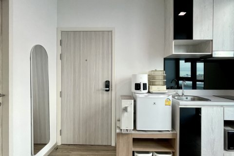 Студия в кондо в Банг Кхене, Бангкок, Таиланд № 135832 - фото 2