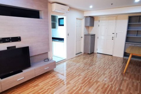 Кондоминиум с 2 спальнями в Бангкоке, Таиланд № 138913 - фото 1