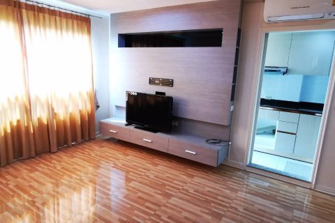 Кондоминиум с 2 спальнями в Бангкоке, Таиланд № 138913 - фото 3