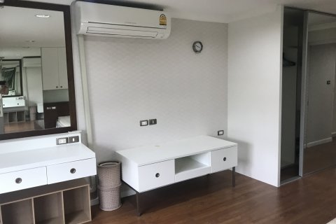 Кондоминиум с 2 спальнями в Ваттхане, Бангкок, Таиланд № 148409 - фото 18