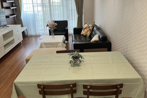 Кондоминиум с 2 спальнями в Ваттхане, Бангкок, Таиланд № 148409 - фото 2