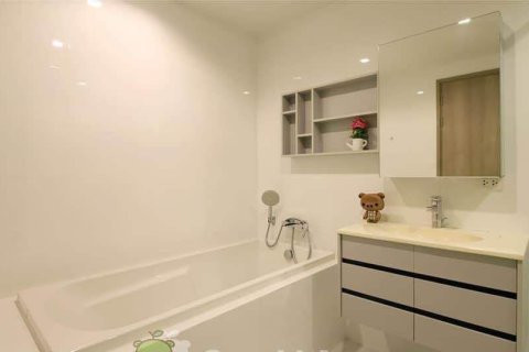 Studio in the Condo in Watthana, Bangkok, Thailand  № 148413 - photo 8