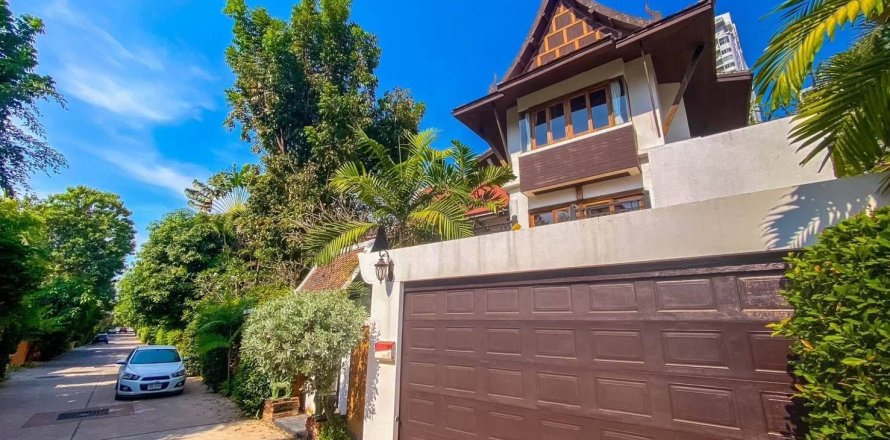 Вилла в Паттайе, Таиланд с 4 спальнями  № 156846