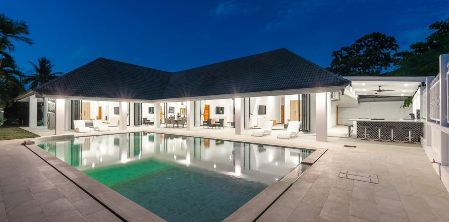 Вилла в Пхукете, Таиланд с 4 спальнями № 156852