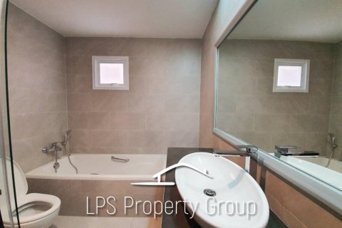 Condo in Hua Hin, Thailand, 2 bedrooms  № 168447 - photo 18