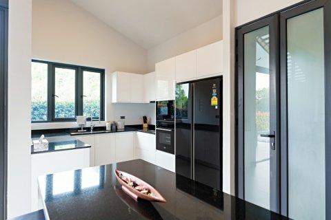 Villa in Hua Hin, Thailand 3 bedrooms № 168448 - photo 7