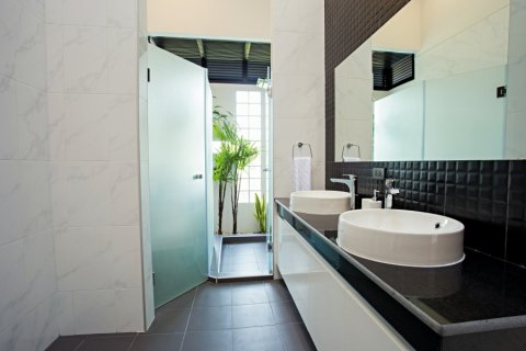 Villa in Hua Hin, Thailand 3 bedrooms № 168448 - photo 10