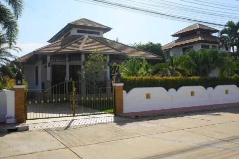 Villa in Hua Hin, Thailand 2 bedrooms № 168443