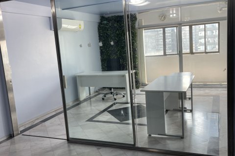 Condo in Bang Rak, Bangkok, Thailand, 4 bedrooms  № 139698 - photo 5