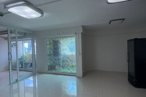 Condo in Bang Rak, Bangkok, Thailand, 4 bedrooms  № 139698 - photo 13